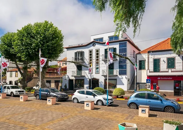 Intelsol Calheta Apartments By An Island Apart