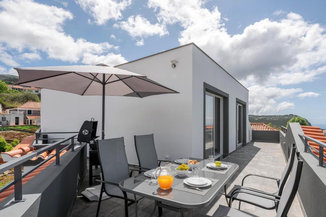 Intelsol Calheta By An Island Apartment