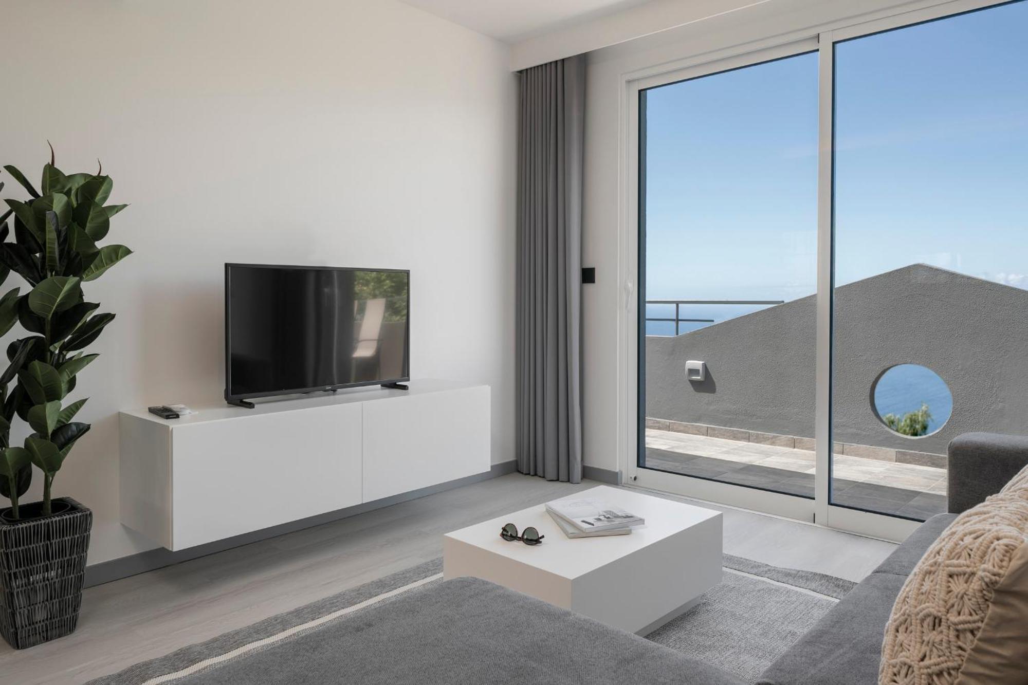 Intelsol Calheta By An Island Apartment Calheta (Madeira)